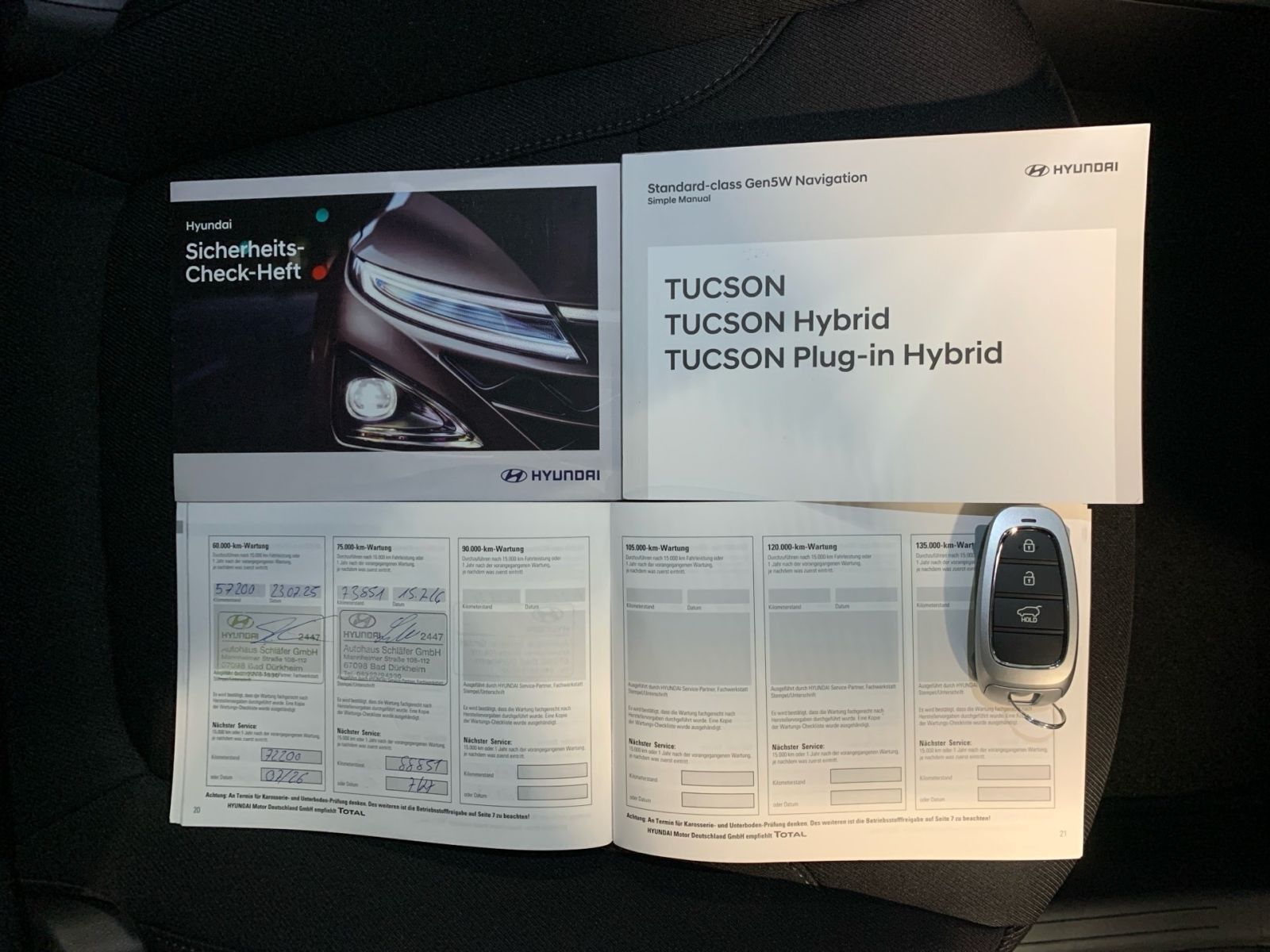 Fahrzeugabbildung Hyundai TUCSON 1.6 T-GDI Trend Plug-In Hybrid 4WD Panor.