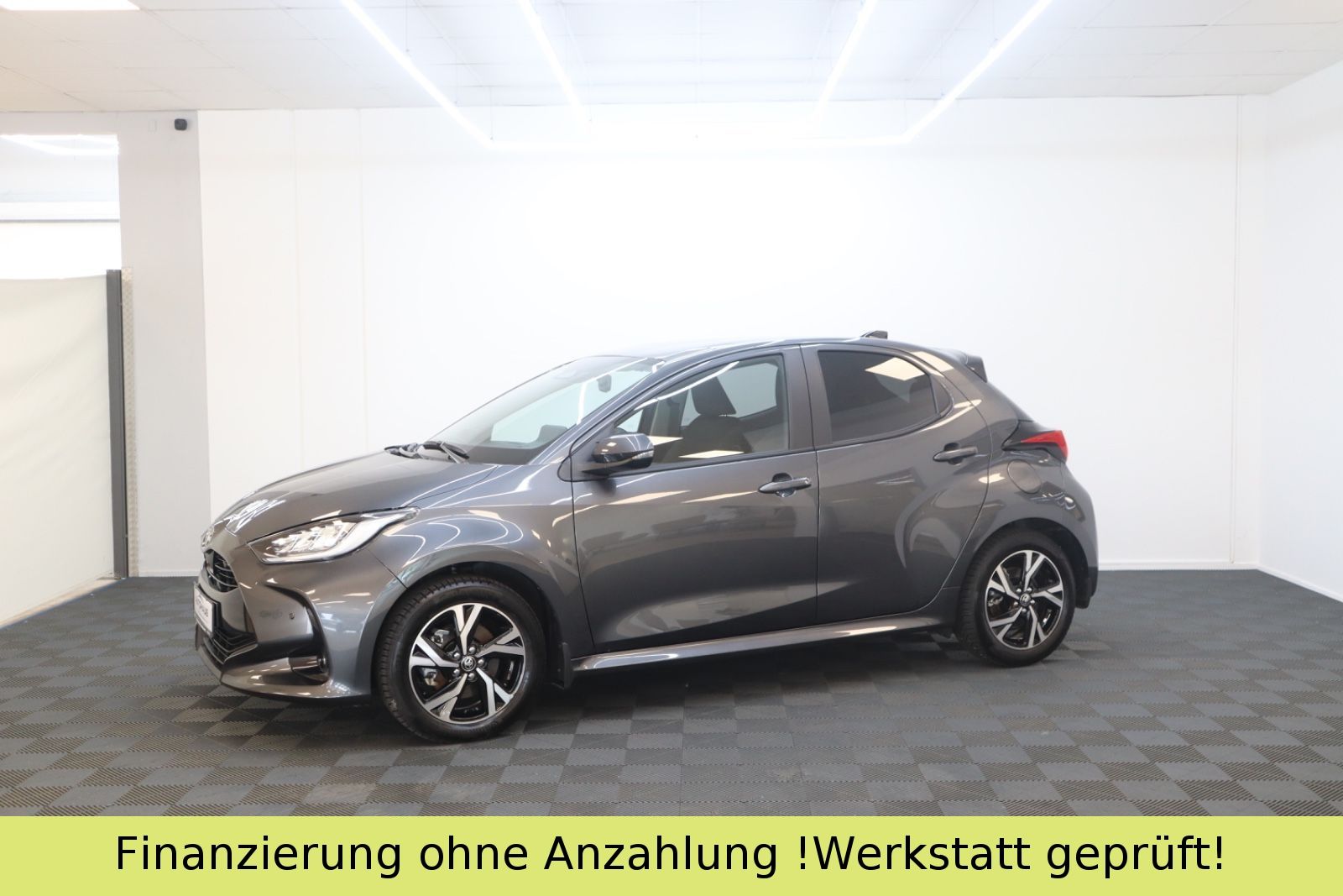 Toyota Yaris Hybrid Comfort*CARPLAY*CAM*LED imagem 2