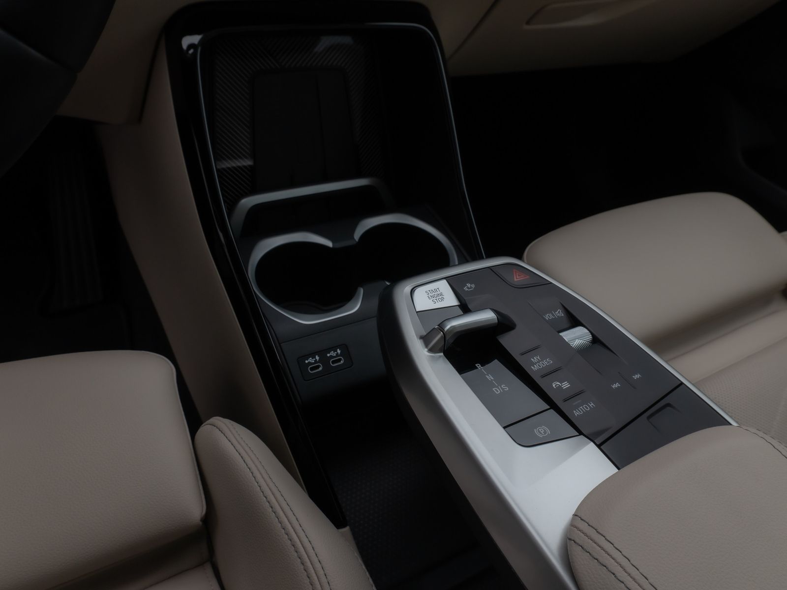 Fahrzeugabbildung BMW X1 sD18i xLine Panorama 360°HUD DAB H/K Sport