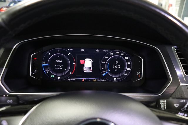 Fahrzeugabbildung Volkswagen Tiguan Allspace R-Line Highline 4Motion PANO
