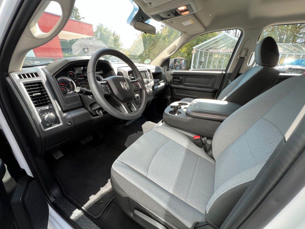 Fahrzeugabbildung Dodge RAM 1500 3.6 Extended Cab Tradesmen *4X4
