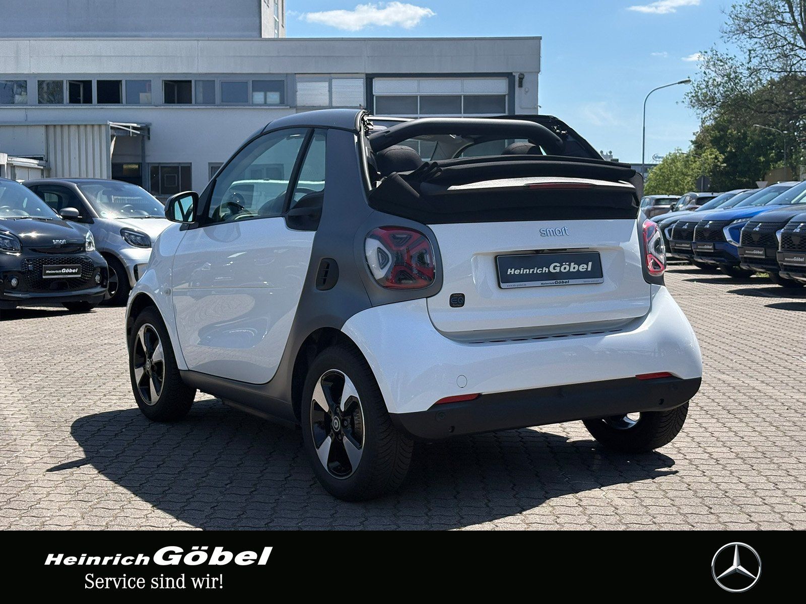 Fahrzeugabbildung Smart EQ CABRIO*EXCLUSIVE*22kW*ALLWETTER*WINTER-PAKET