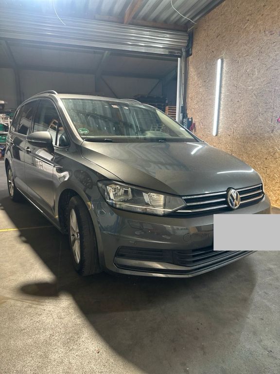 Image of Volkswagen Touran