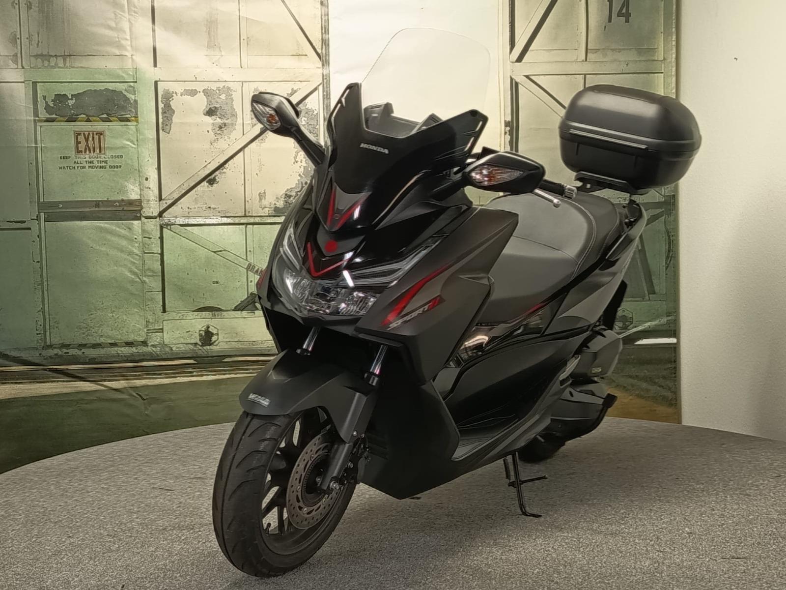 Honda Forza 125