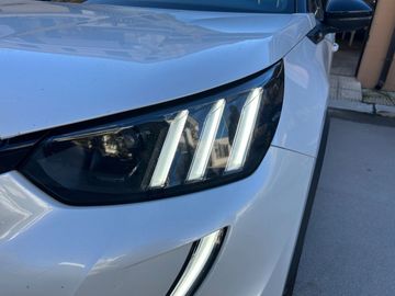 Peugeot 2008 - 5