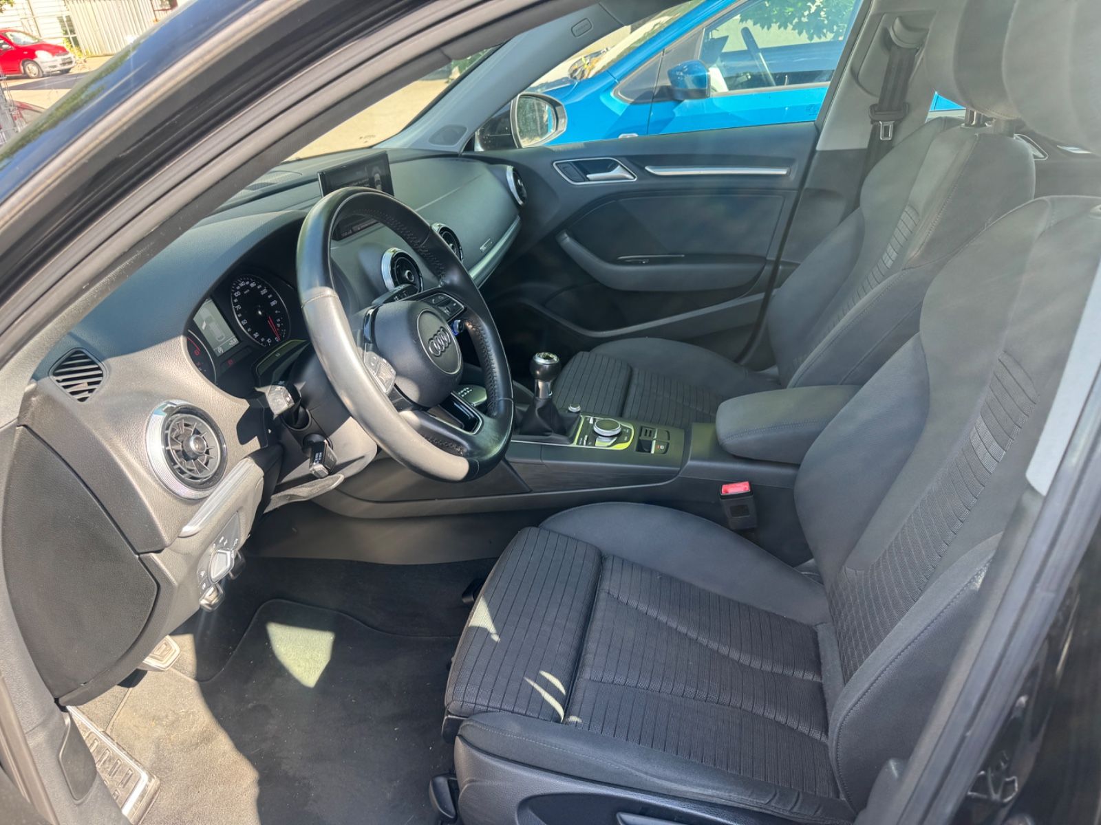 Fahrzeugabbildung Audi A3 Sportback sport Navi+LED+Bluetooth