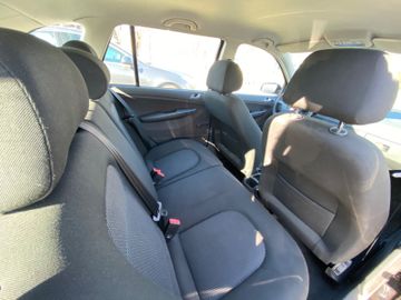Fahrzeugabbildung SKODA Fabia 1.2 Combi*Klimaanlage*5-türig*ABS*AHK*