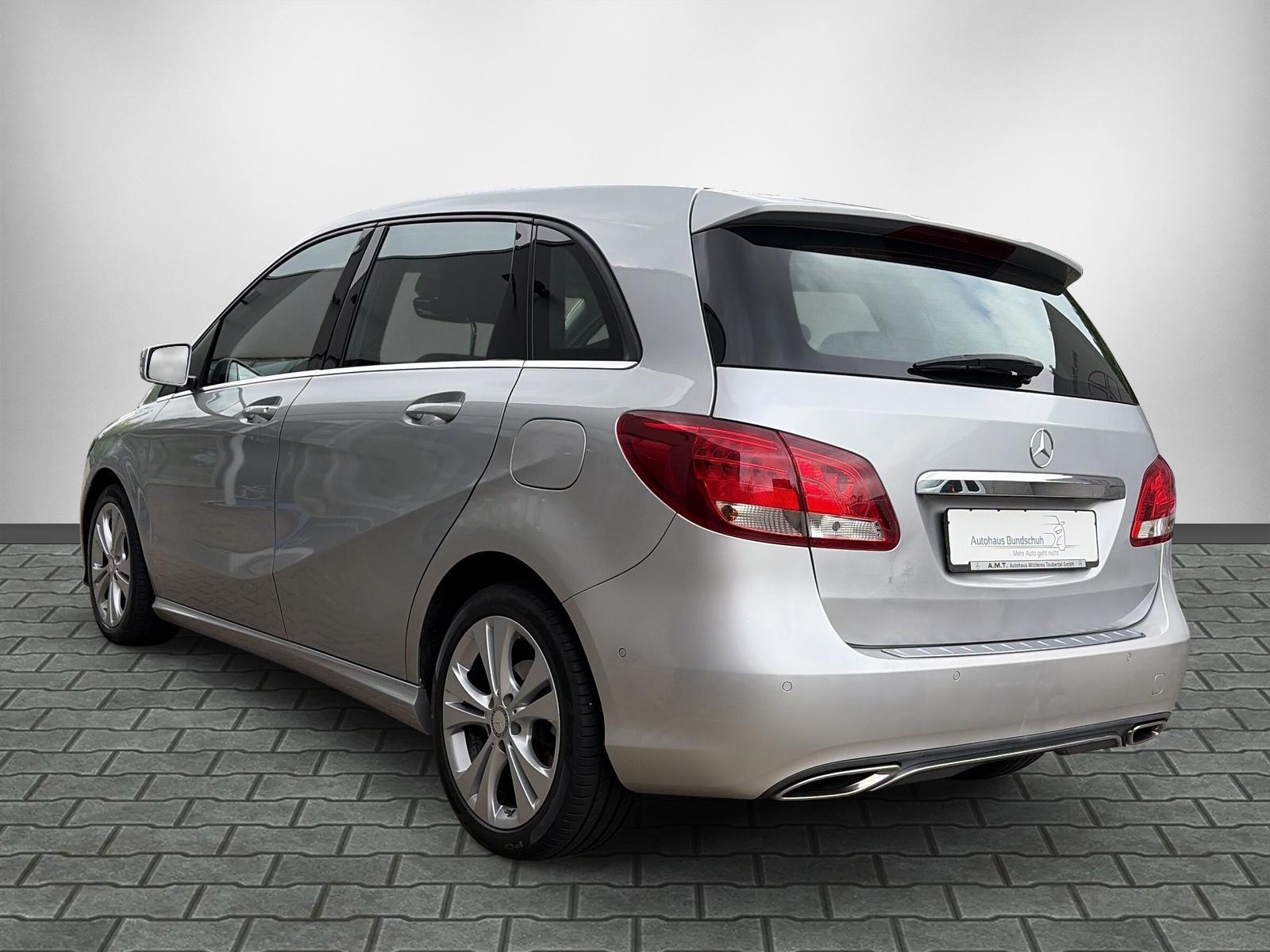 Mercedes-Benz B 180 Urban *AHK*Navi*SHZ*