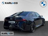 BMW M5 Limousine 0,5%! Carbon B&W Pano LenkradHZG - BMW M5 Gebrauchtwagen