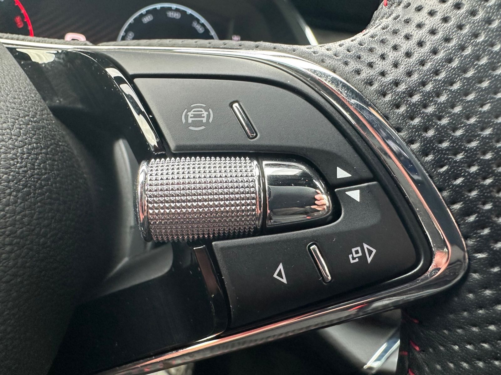 Fahrzeugabbildung SKODA Octavia Combi 2.0 TDI DSG 4x4 RS NAV+LED+PANO
