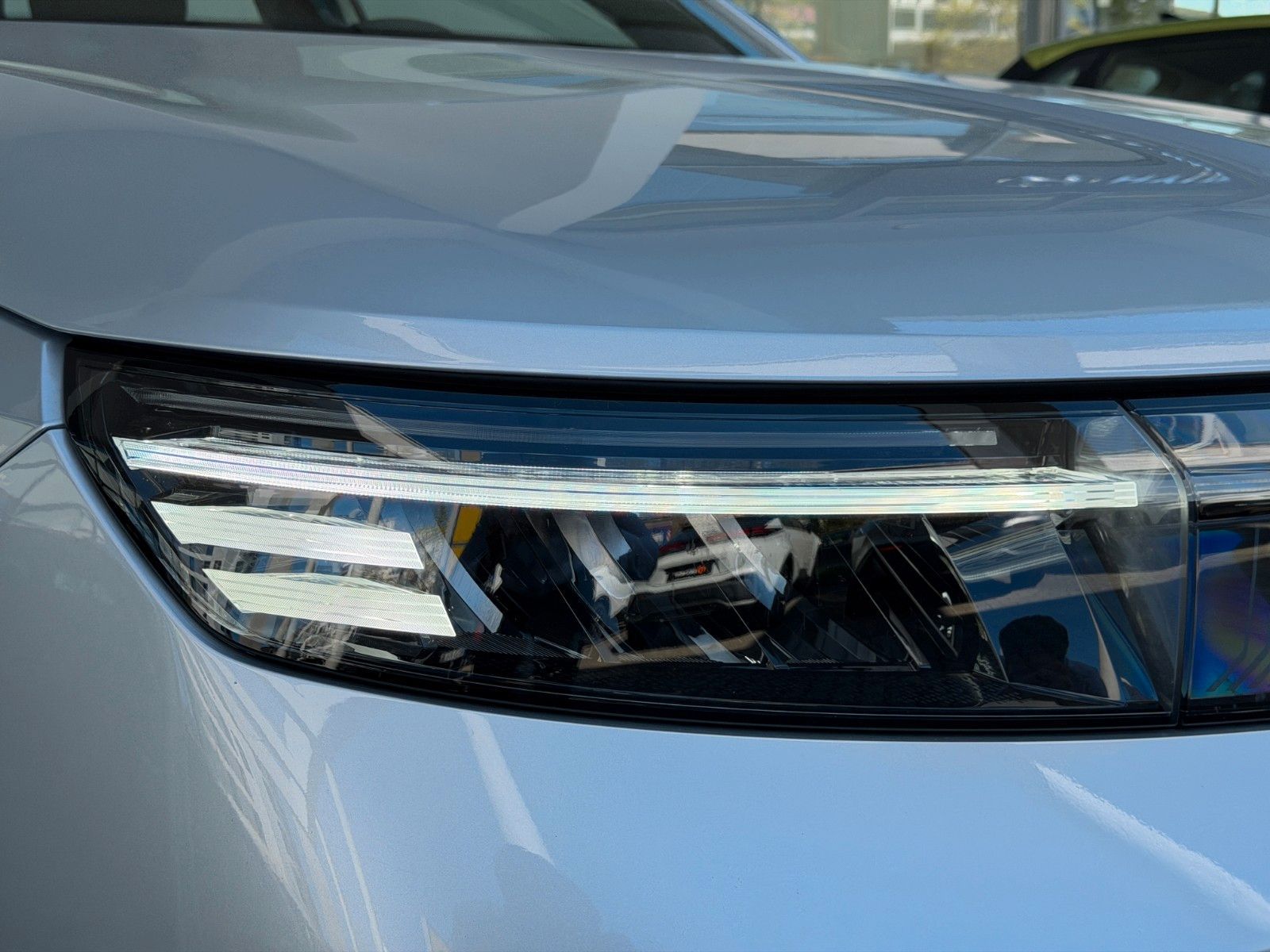 Fahrzeugabbildung Opel Grandland 1.2 48V Mild- W Edition Kamera,LED,SHZ