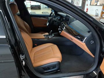 BMW 520 - 8