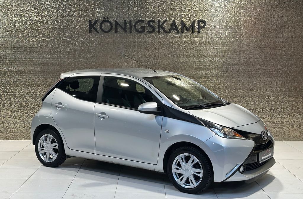 Image of Toyota Aygo (X)