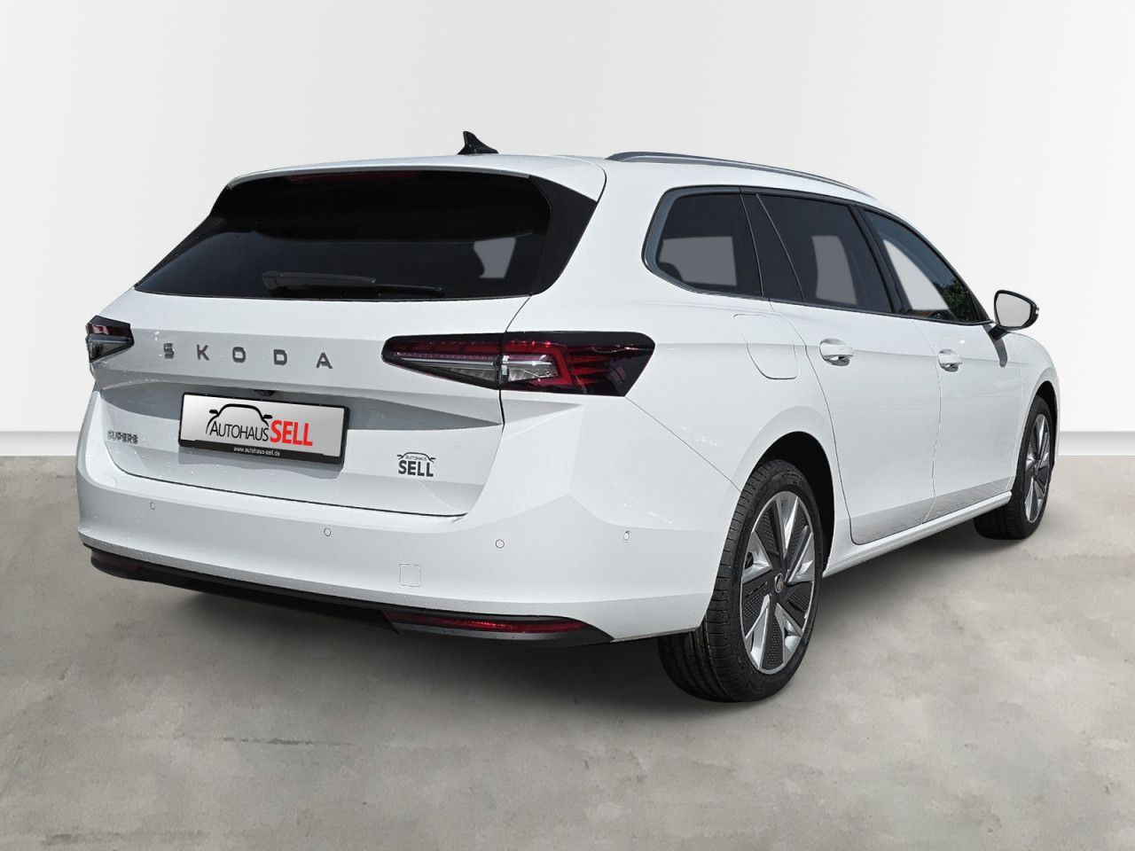 Fahrzeugabbildung SKODA Superb Combi Selection TS110/1.5A7F