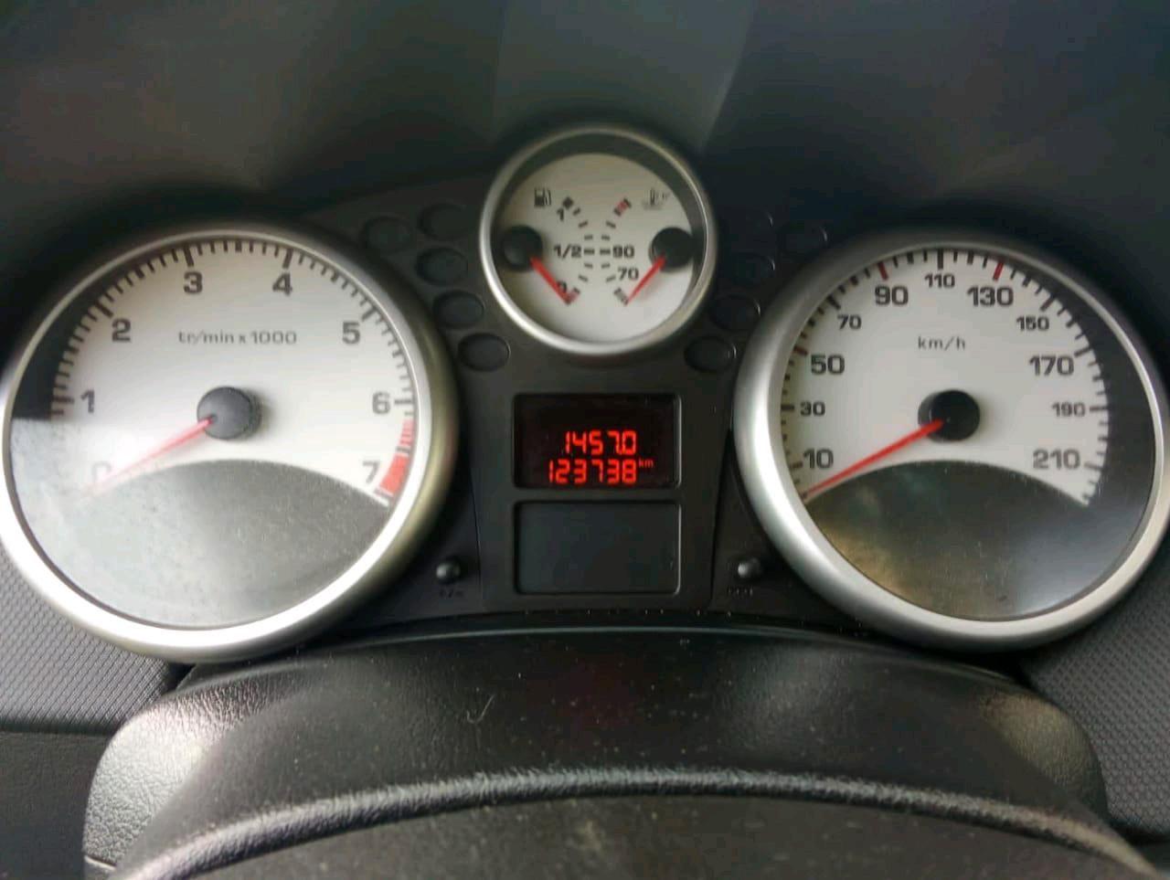Peugeot 207 2008 — photo 5