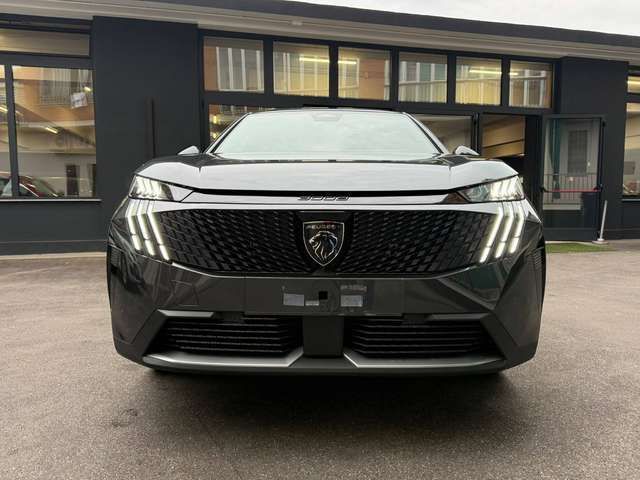 Peugeot 3008 1.2 Hybrid 145cv GT Auto Km Zero imagem 2