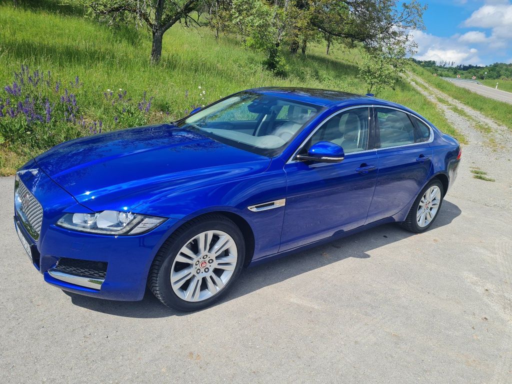 Image of Jaguar XF