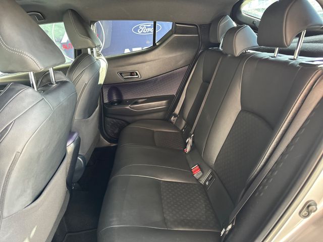 Toyota C-HR Hybrid Style