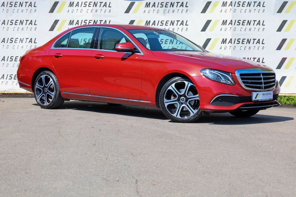 Image of Mercedes-Benz E 200