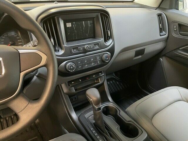 Fahrzeugabbildung GMC GMC CANYON ELEVATION V-6 EXT. CAB 4x4