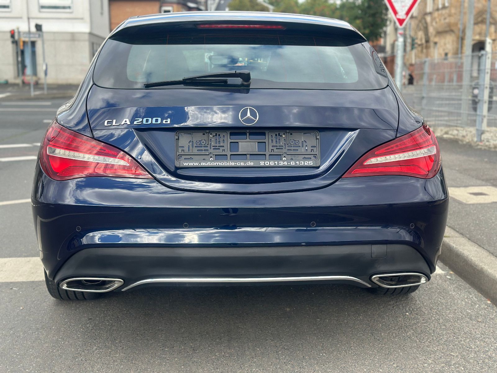 Fahrzeugabbildung Mercedes-Benz CLA 200 d SHOOTING BRAKE*18`LM+SPORT+LED*