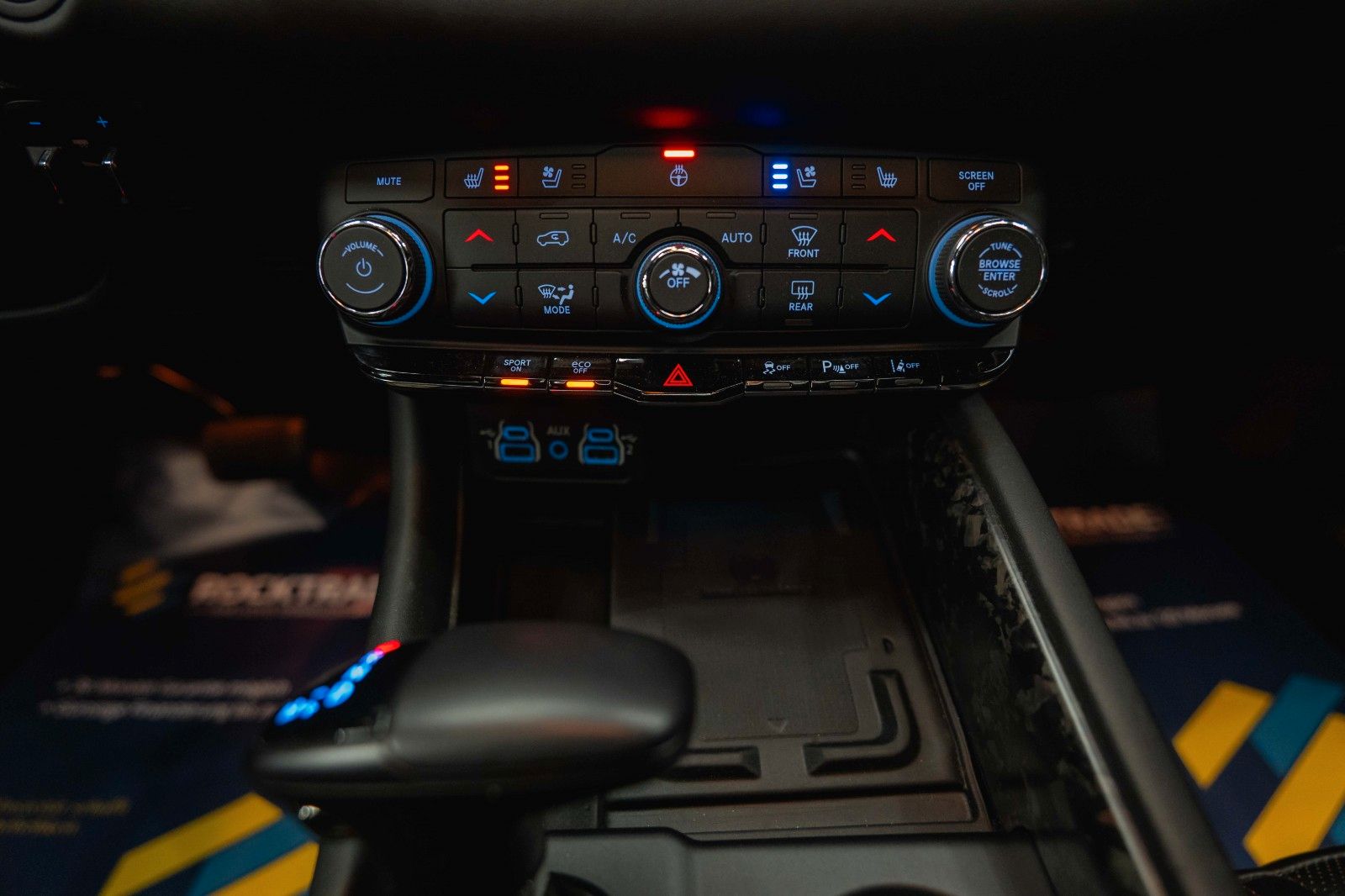 Fahrzeugabbildung Dodge Durango 5.7 V8 R/T 4x4 Night-Paket Modell 22 ACC