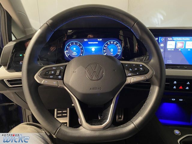Golf VIII 1.5 TSI Move NAVI KLIMA PDC LED