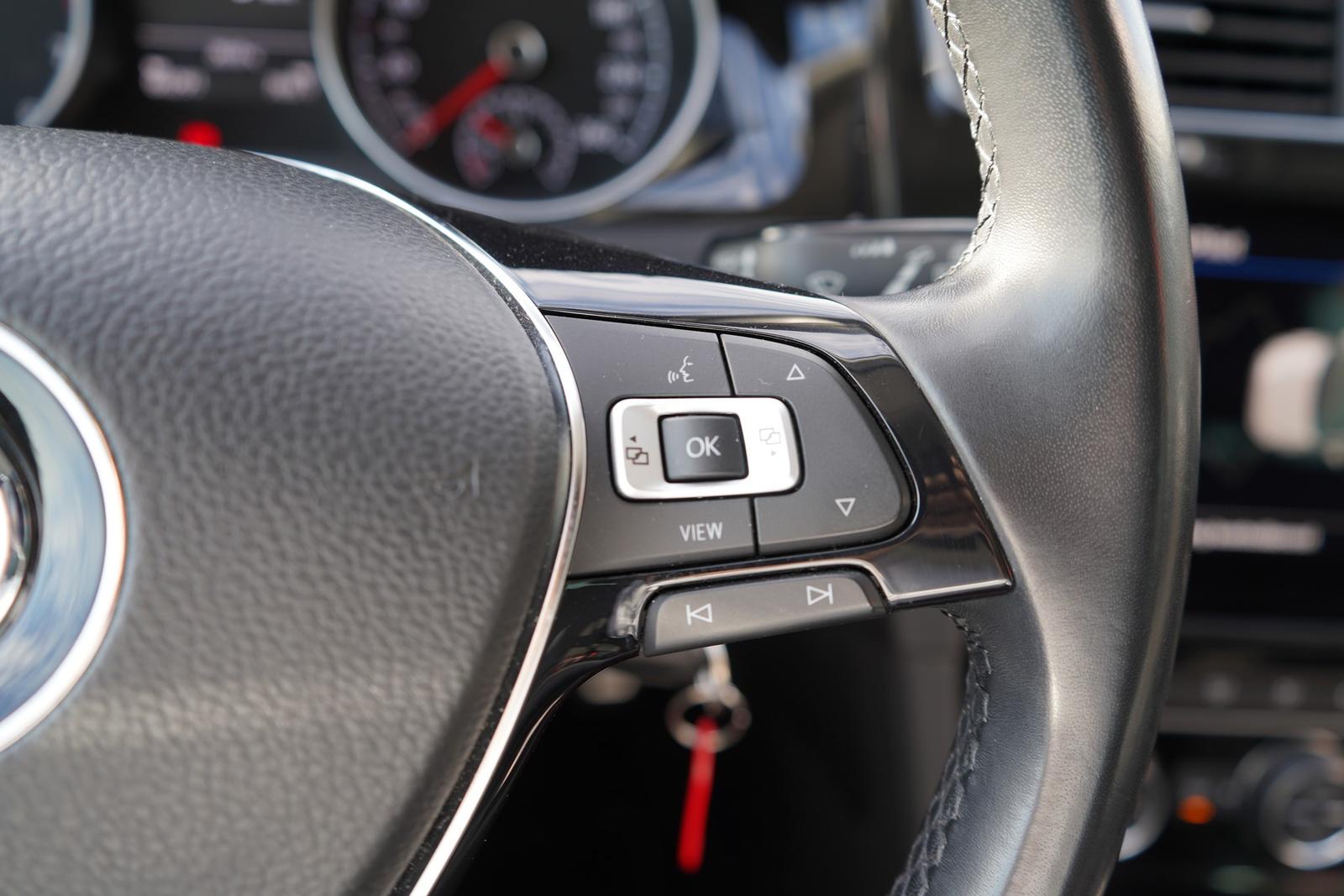 Volkswagen Golf VII 1.0 IQ Drive ACC Totwinkel Sitzheizung