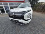 Mitsubishi Outlander 2.4 "Edition"*Allrad*LED*Adaptiv*8J-Ga - Mitsubishi Outlander Neuwagen