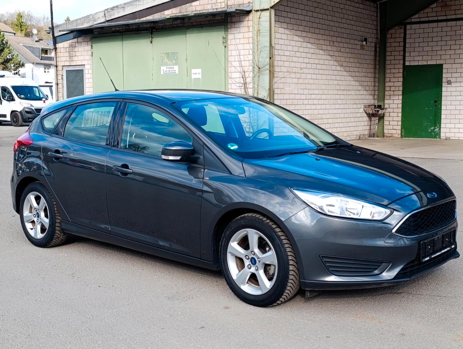 Ford Focus Lim. Trend  1.Hand