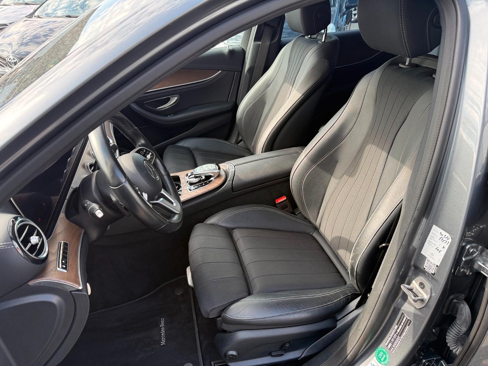 Mercedes-Benz E 300 d T-Modell Night-Paket,LED, Burmester