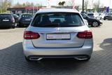 Mercedes-Benz C180 T-Modell  Avantgarde LED Navi PDC Tempomat - Mercedes-Benz C 180 aus 2020