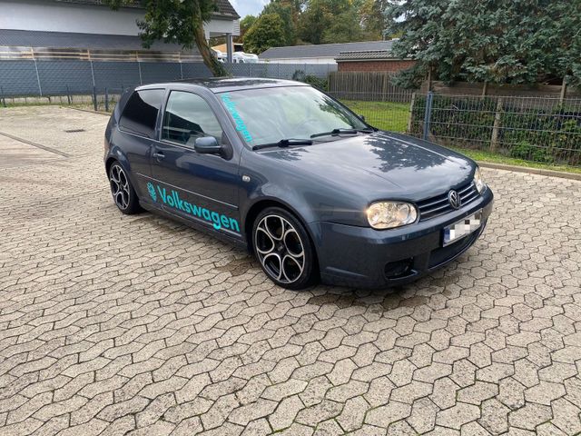 Volkswagen Vw Golf 4 1.9 TDI 110 Ps Auto ist voll fah...