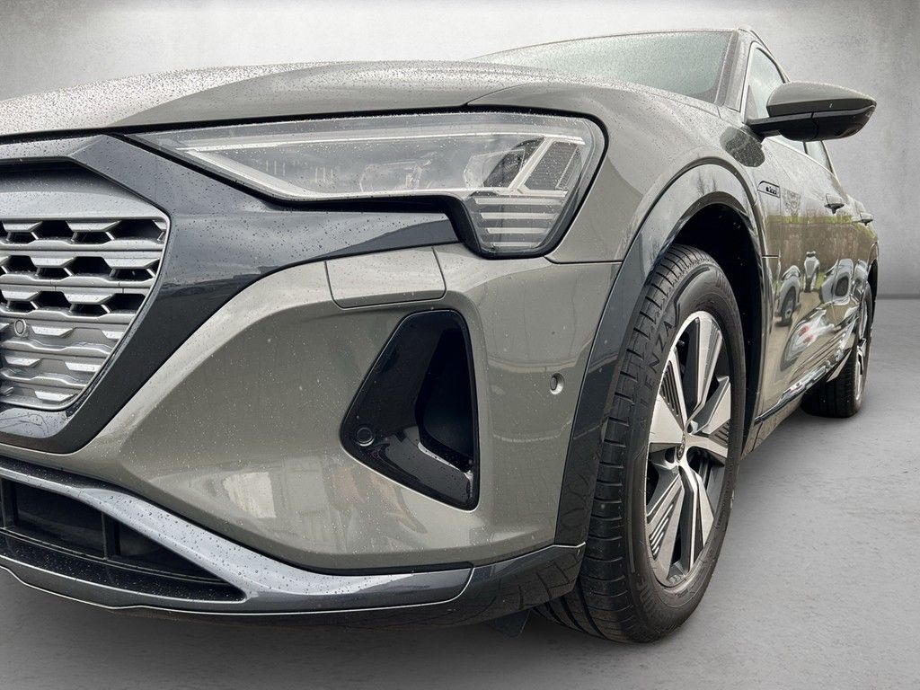 Audi Q8 e-tron advanced 50 quattro SOH94% Matrix AHK foto 5