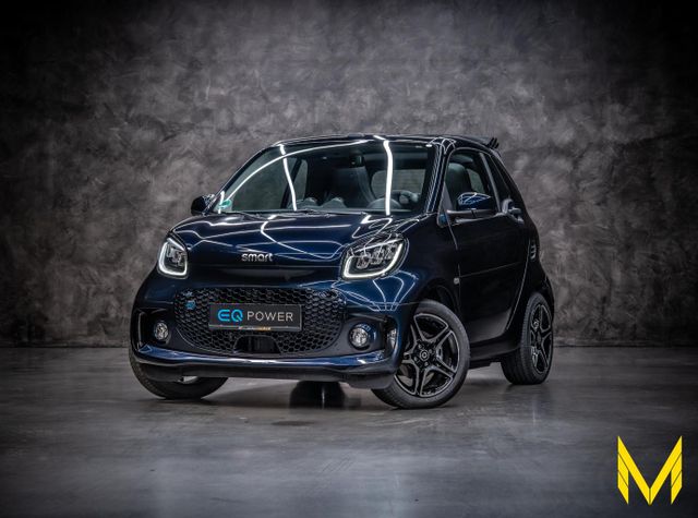 Smart ForTwo EQ cabrio prime EXCLUSIVE: THE DEEP BLUE!