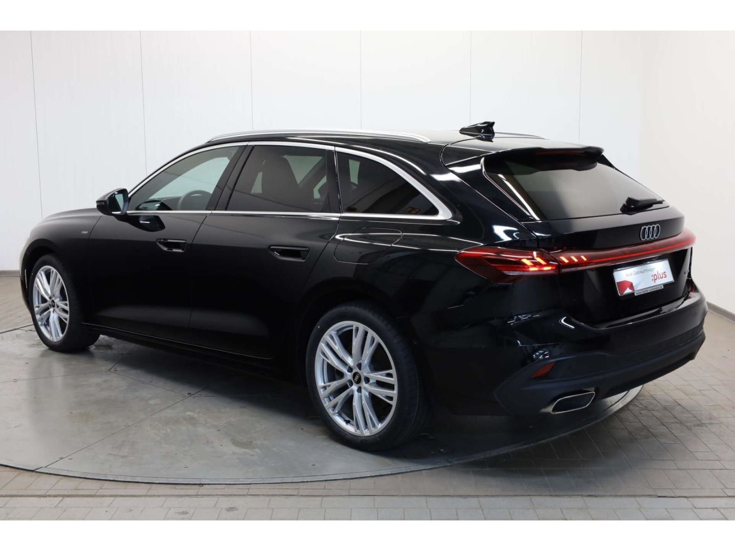 Audi A5 Avant e-hybrid quattro AHK ele.Sitze RFK 19'' foto 4