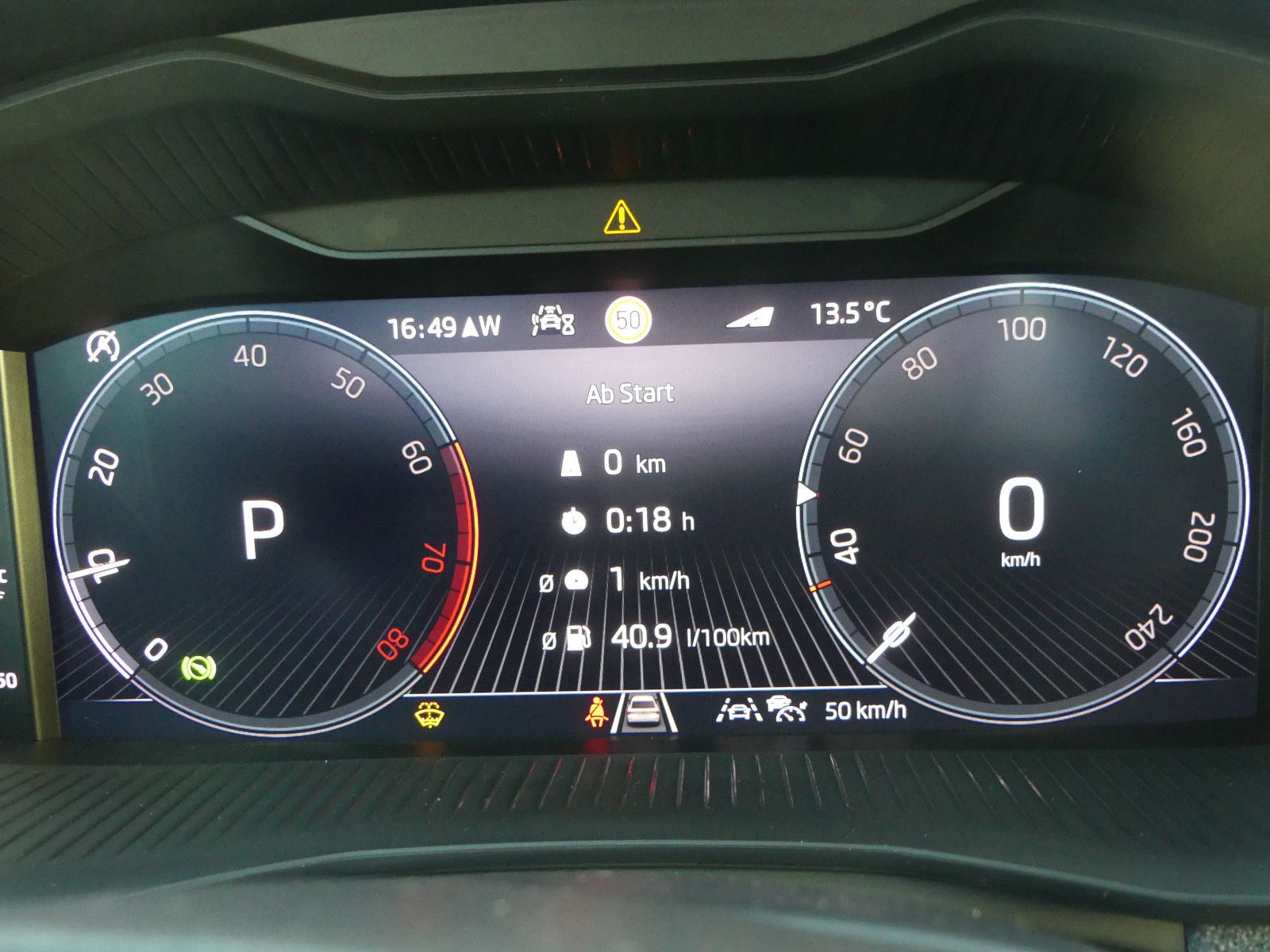 Fahrzeugabbildung SKODA Kamiq Selection