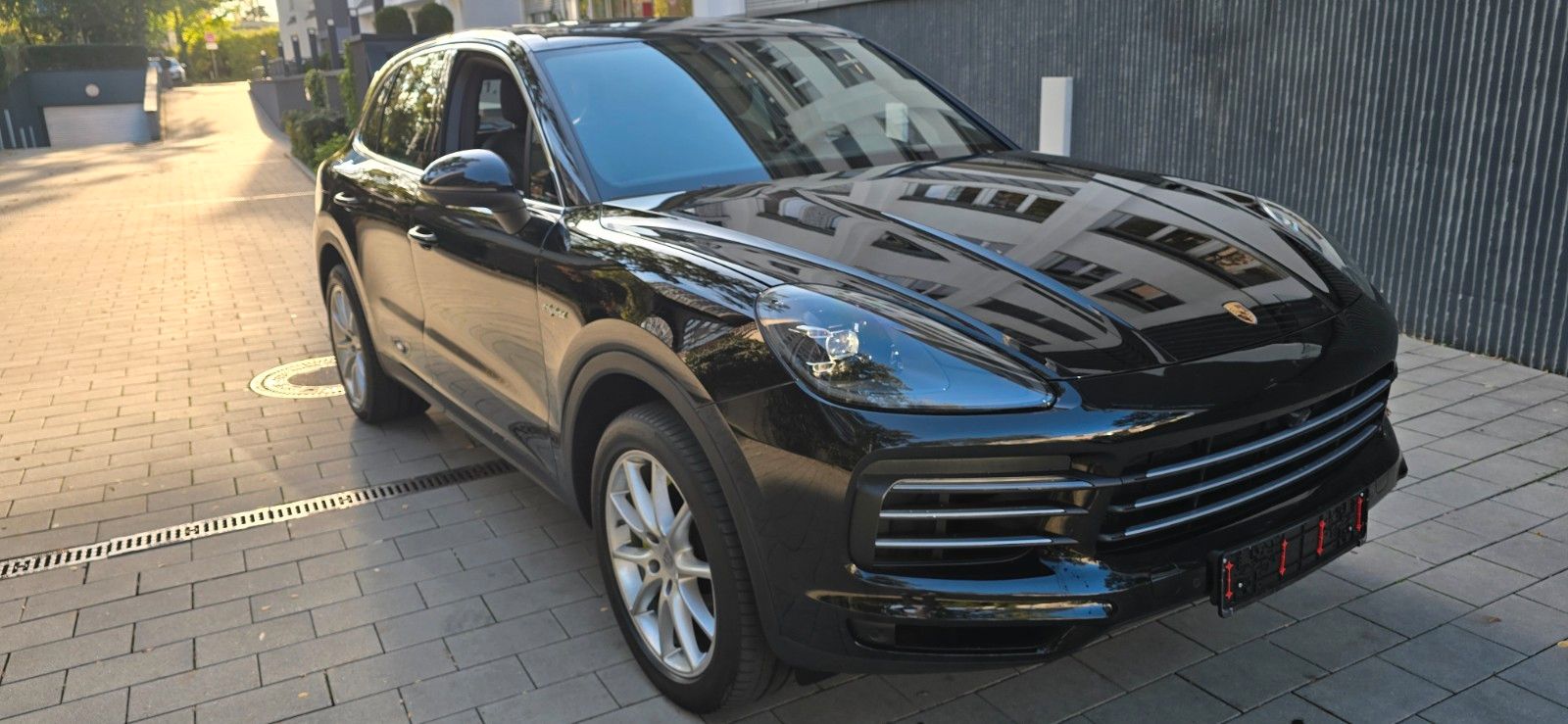 Porsche Cayenne E-Hybrid,Pano,ALU20",SiHzg,SportCron,360 imagem 2