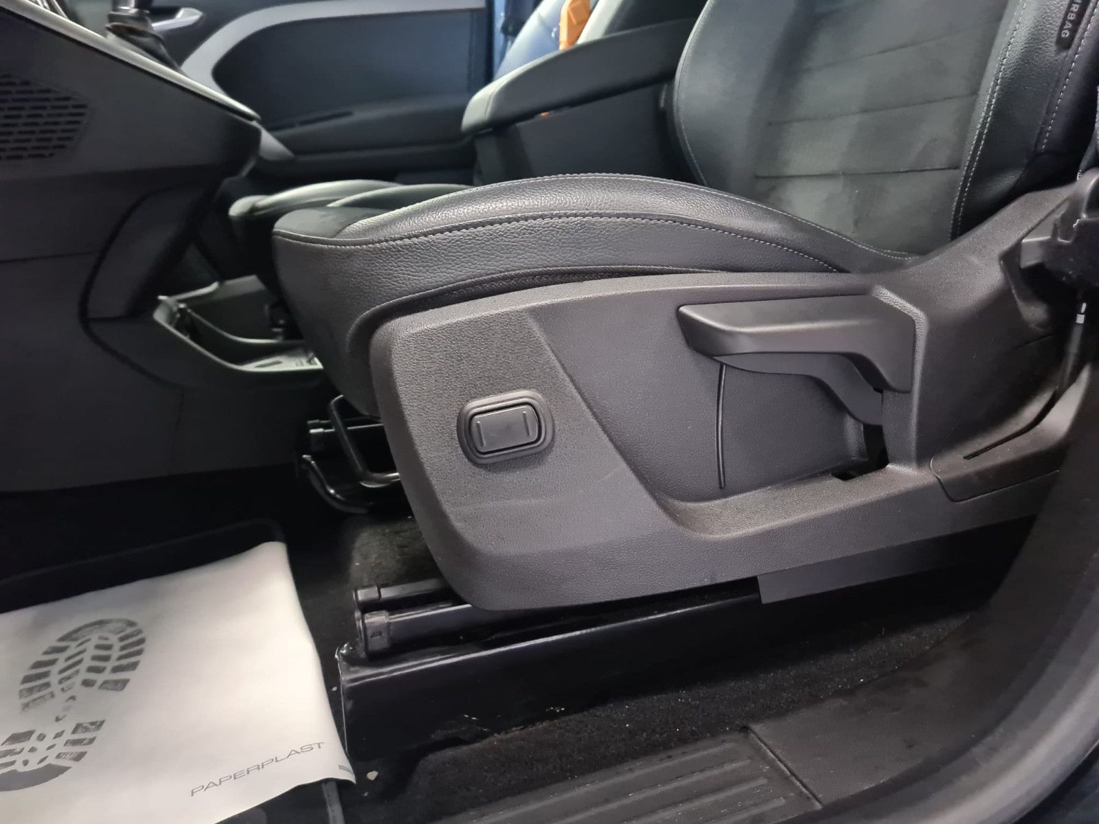 Fahrzeugabbildung Mercedes-Benz T 180 / Citan / AHK / LED / KAMERA / 1. HAND