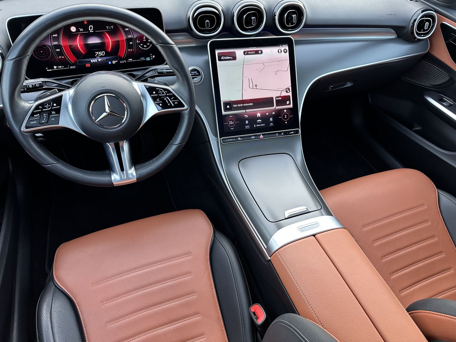 Fahrzeugabbildung Mercedes-Benz C 220d T Avantgarde NAV+LED+KAM+PANO+VCOCKPIT+PP
