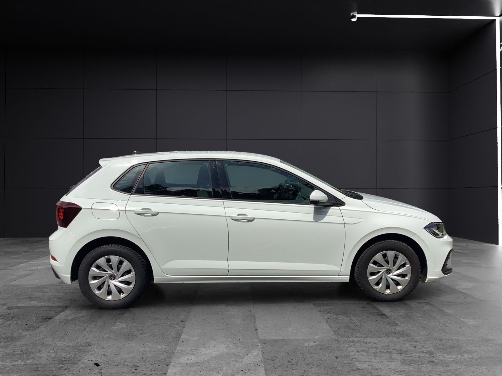 Fahrzeugabbildung Volkswagen Polo TSI Life DSG LED Klima AID DAB PDC