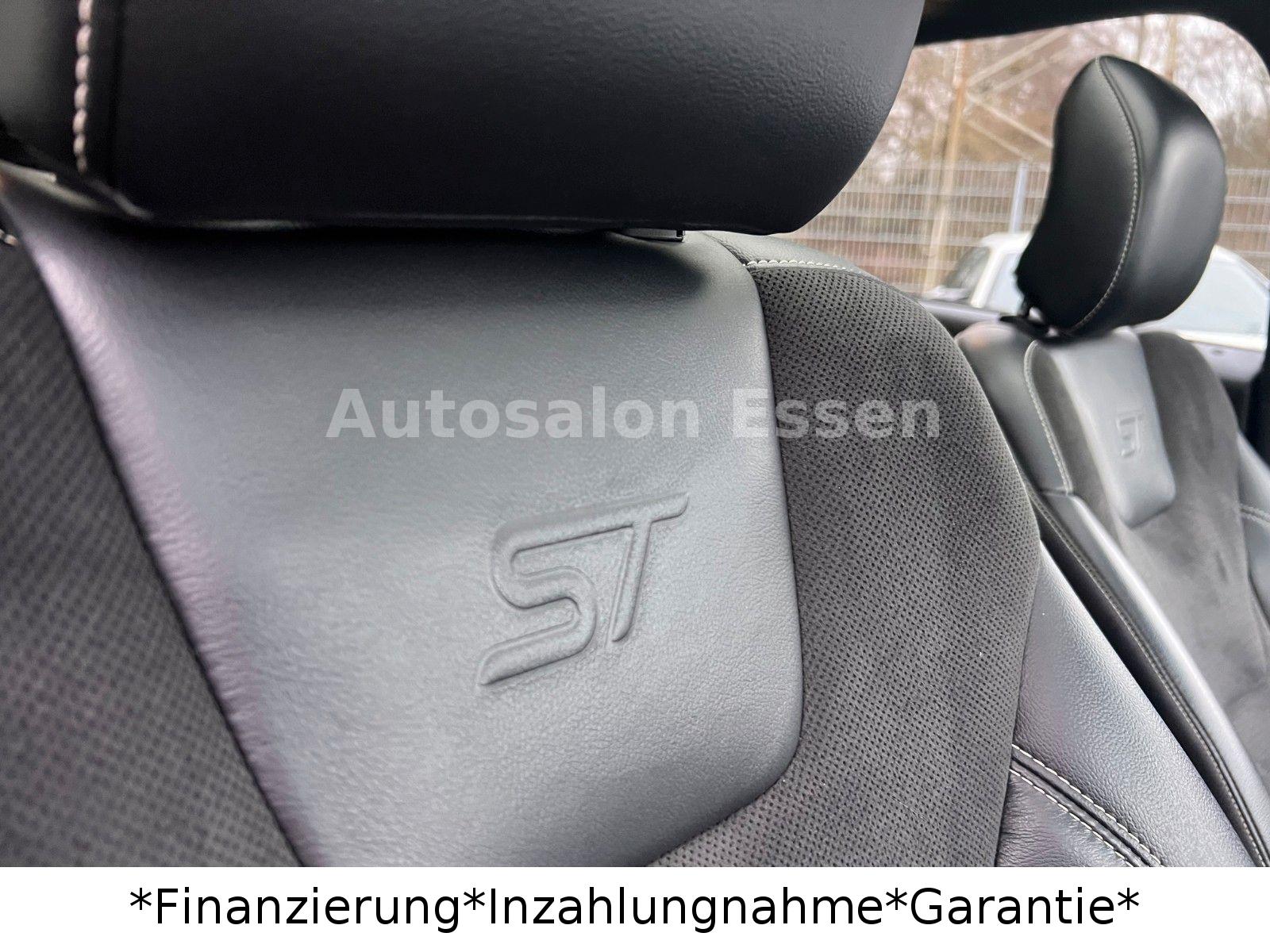 Ford Edge 2.7 Bi-Turbo ST *AWD*Panorama*Navi*AHK