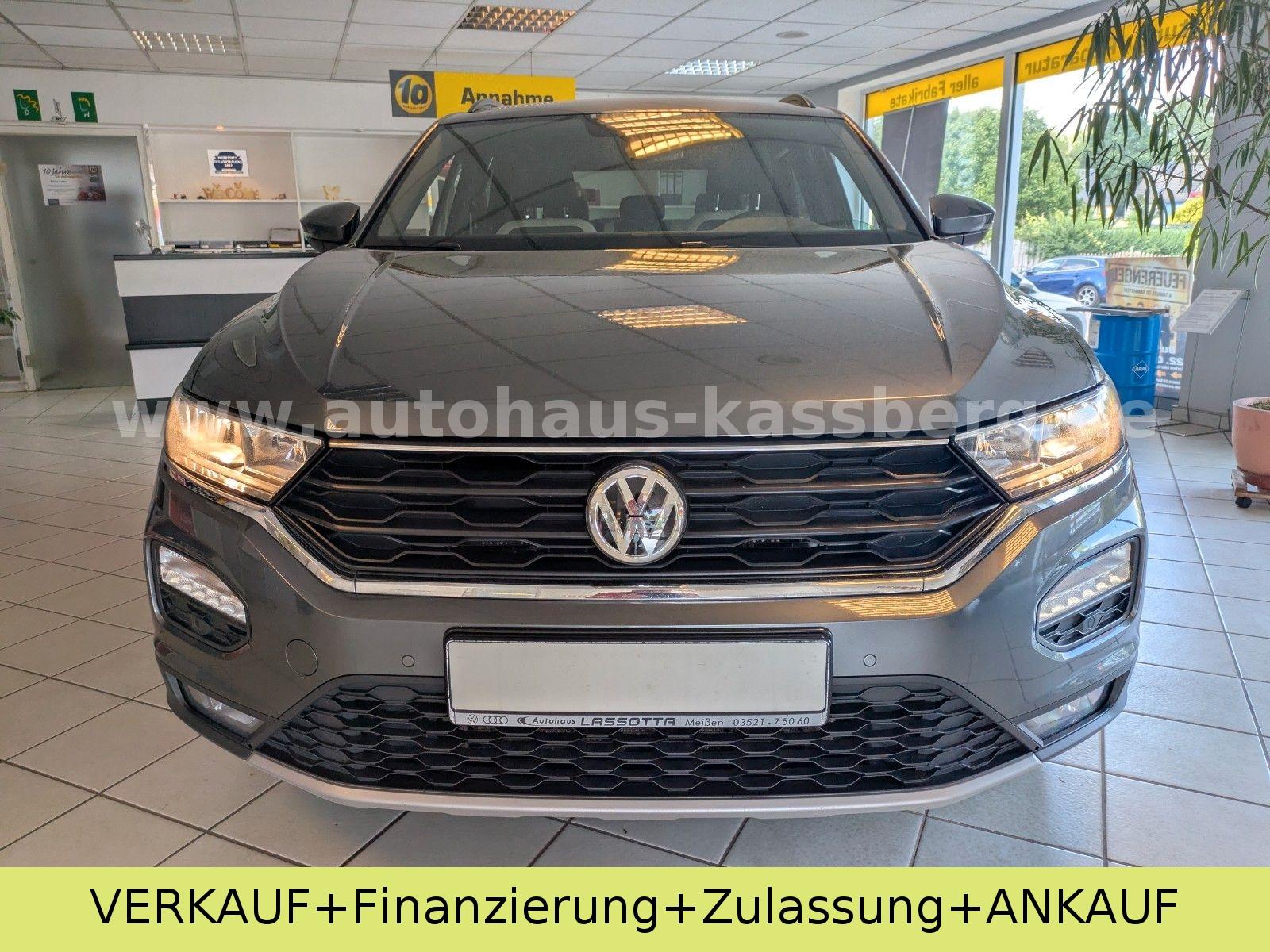 Volkswagen T-Roc 1.5 TSI Sport NAVI AHZV