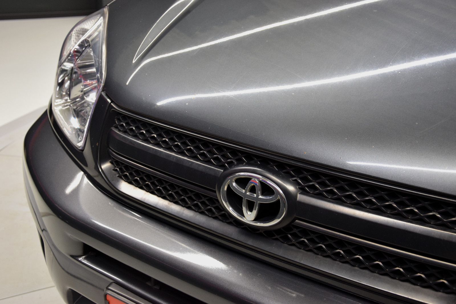 Fahrzeugabbildung Toyota RAV4 1.8 Edition Klimaanlage           *1. HAND*