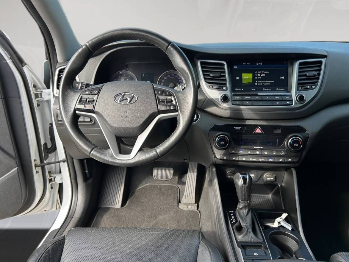 Fahrzeugabbildung Hyundai TUCSON 1.6 GDi Turbo 7-DCT 4WD Premium, Sicherhe