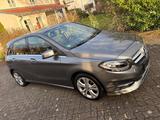 Mercedes-Benz B 200 - Automatik - AHK - Navi - 1. Hand - Mercedes-Benz B 200 von privat