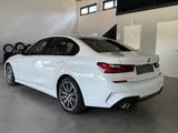 BMW 330 e M Sport Laser/HUD/Pano/Kam/SHZ/Memory - BMW 330 mit Hybrid-Antrieb: Automatik