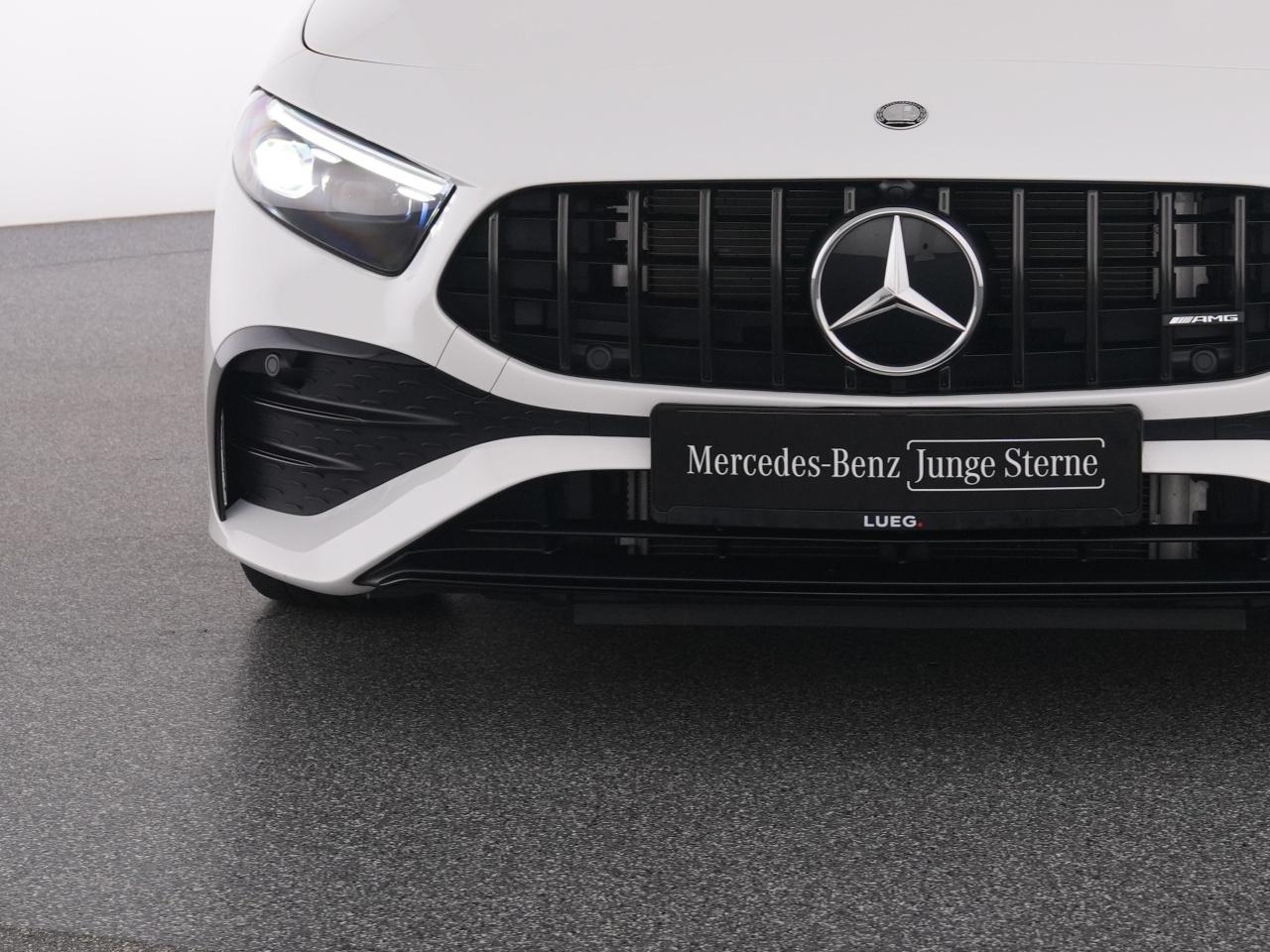 Mercedes-Benz A 35 AMG 4M Pano+Burm+MBeam+NightP+KeylG+Mem+RFK