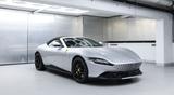 Ferrari Roma 3.9 T V8 Spider 1.Hand Carbon Passenger Dis - silberne Ferrari Roma