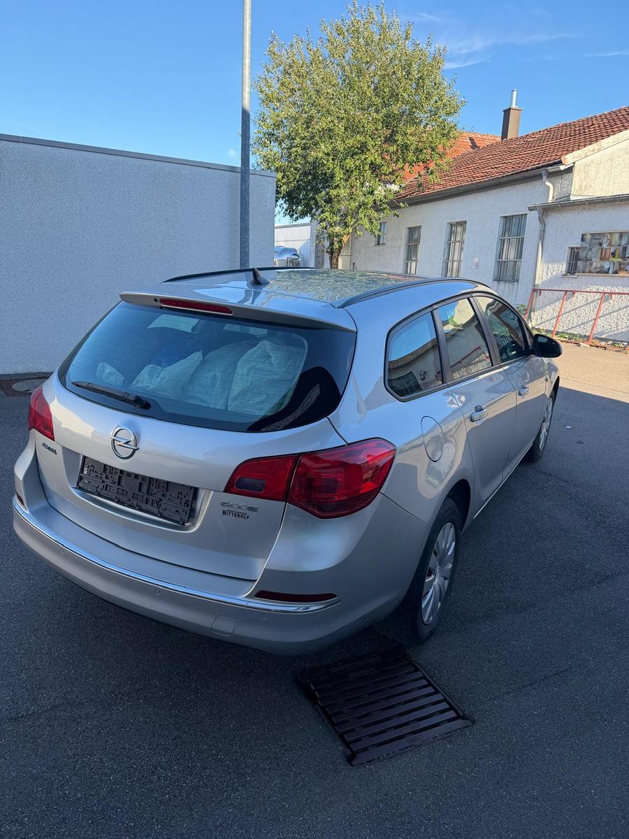 Opel Astra 2015 — photo 5
